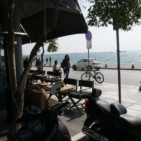Blue View Apartment